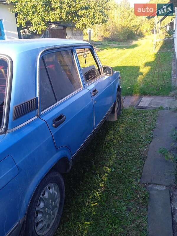 Седан ВАЗ / Lada 2105 1990 в Чемерівцях