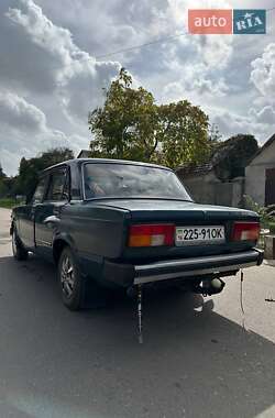 Седан ВАЗ / Lada 2105 2001 в Одессе