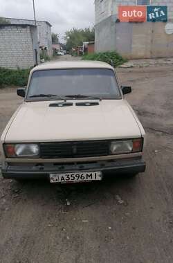 Седан ВАЗ / Lada 2105 1982 в Киеве