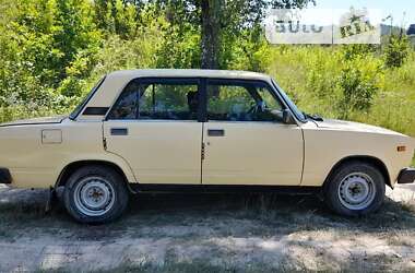 Седан ВАЗ / Lada 2105 1984 в Чернівцях