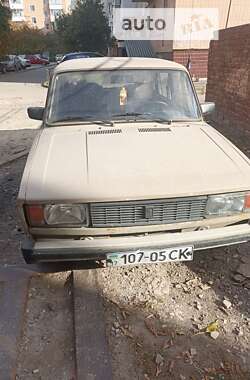 Седан ВАЗ / Lada 2105 1987 в Полтаве