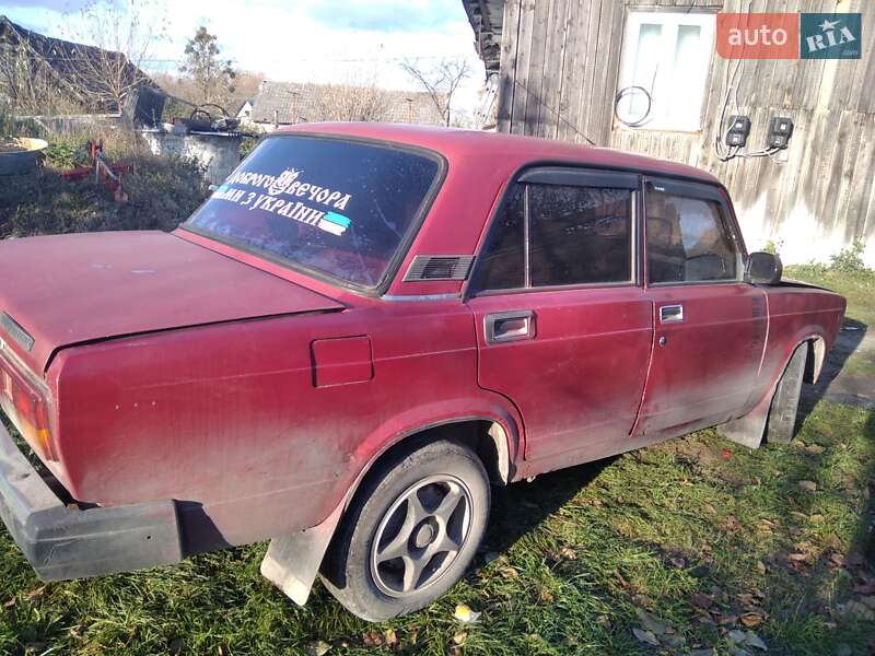 Седан ВАЗ / Lada 2105 1991 в Щирце фото 17 Седан ВАЗ / Lada 2105 1991 в Щирце