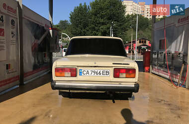 Седан ВАЗ / Lada 2105 1989 в Ольшане