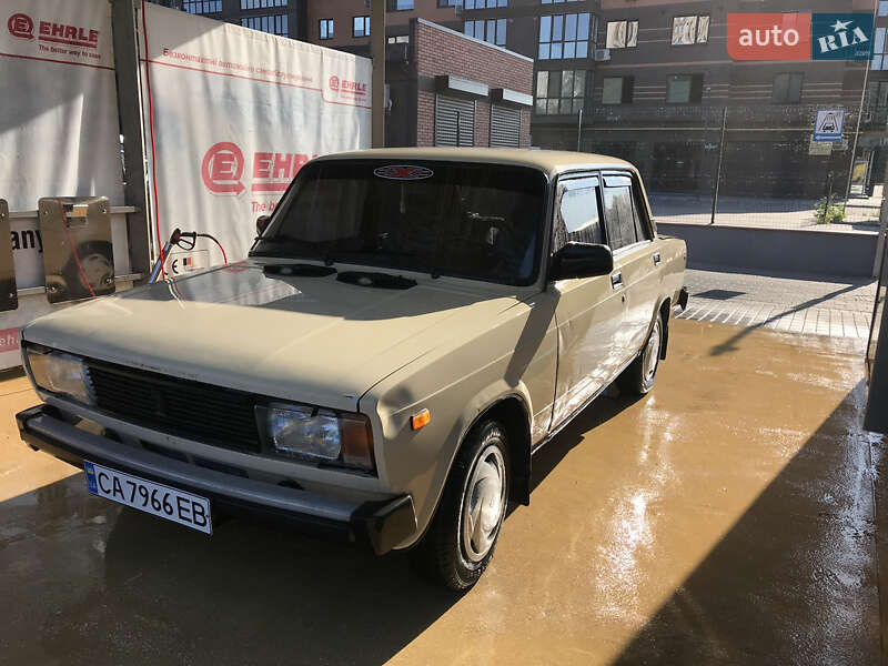 Седан ВАЗ / Lada 2105 1989 в Ольшане фото 4 Седан ВАЗ / Lada 2105 1989 в Ольшане
