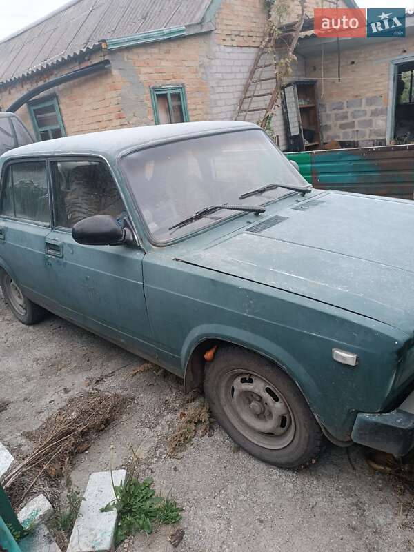 Седан ВАЗ / Lada 2105 1988 в Народичах