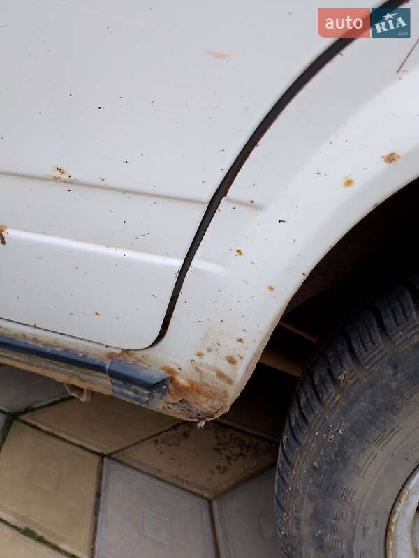 Седан ВАЗ / Lada 2105 1995 в Маяках фото 5 Седан ВАЗ / Lada 2105 1995 в Маяках