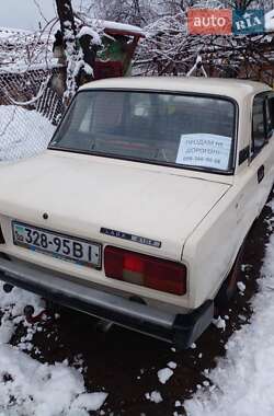 Седан ВАЗ / Lada 2105 1998 в Киеве