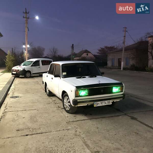 Седан ВАЗ / Lada 2105 2001 в Кілії