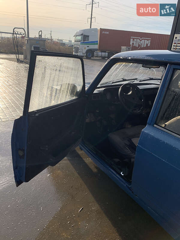 Седан ВАЗ / Lada 2105 1992 в Одессе