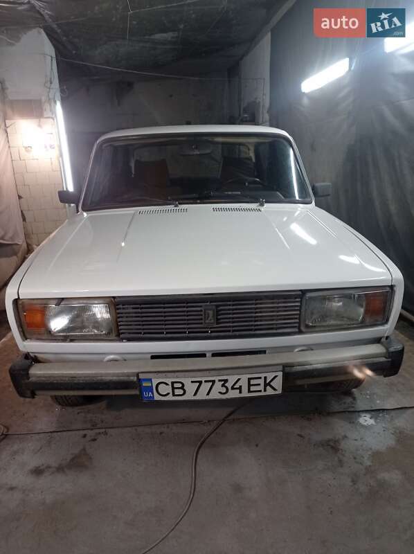 Седан ВАЗ / Lada 2105 1988 в Чернігові