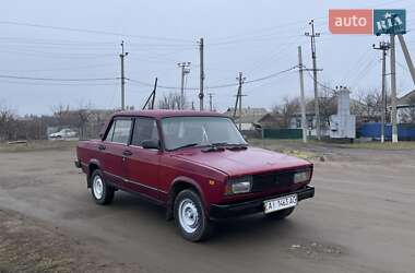 Седан ВАЗ / Lada 2105 1994 в Новоархангельську