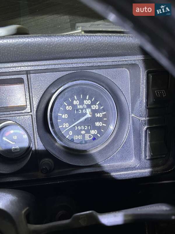 Седан ВАЗ / Lada 2105 1985 в Днепре
