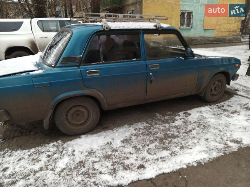 Седан ВАЗ / Lada 2105 1983 в Доброполье