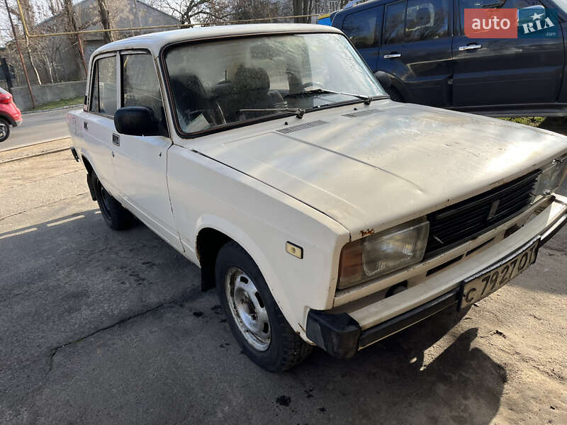 Седан ВАЗ / Lada 2105 1991 в Одессе