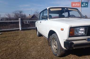 Седан ВАЗ / Lada 2105 1993 в Дубровиці