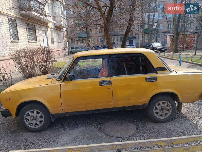 Седан ВАЗ 2105 1984 в 