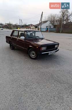 Седан ВАЗ 2105 1981 в 