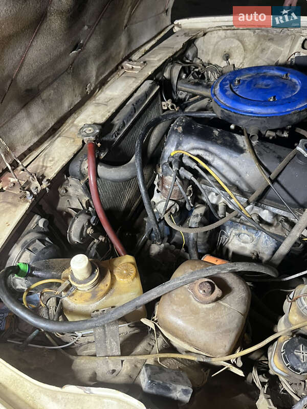 Седан ВАЗ / Lada 2105 1986 в Городенці