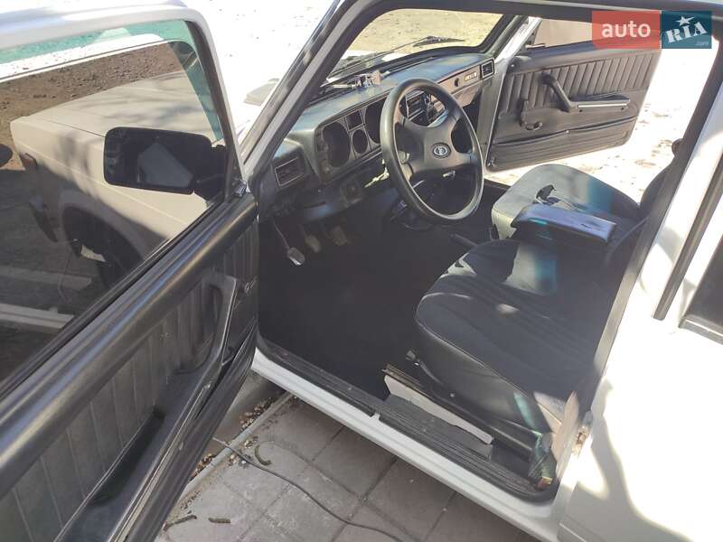 Седан ВАЗ / Lada 2105 1989 в Запоріжжі