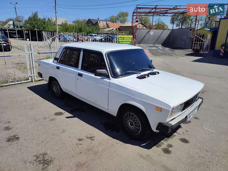 Седан ВАЗ / Lada 2105 1989 в Запоріжжі