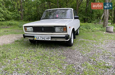 Седан ВАЗ 2105 1982 в Киеве