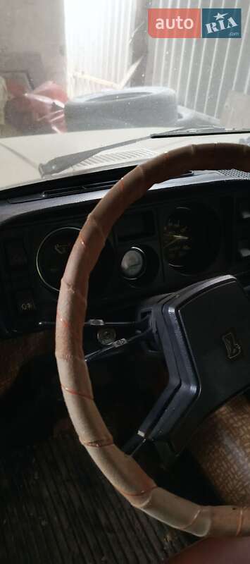 Седан ВАЗ / Lada 2105 1982 в Харкові фото 9 Седан ВАЗ / Lada 2105 1982 в Харкові