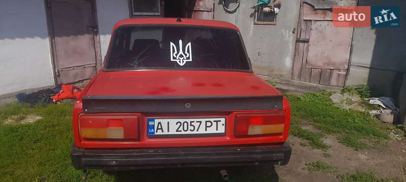 Седан ВАЗ / Lada 2105 1985 в Радомишлі