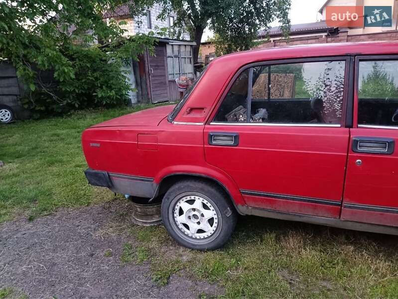 Седан ВАЗ / Lada 2105 1995 в Луцке