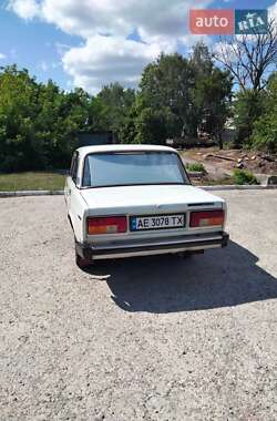 Седан ВАЗ / Lada 2105 1983 в Дніпрі