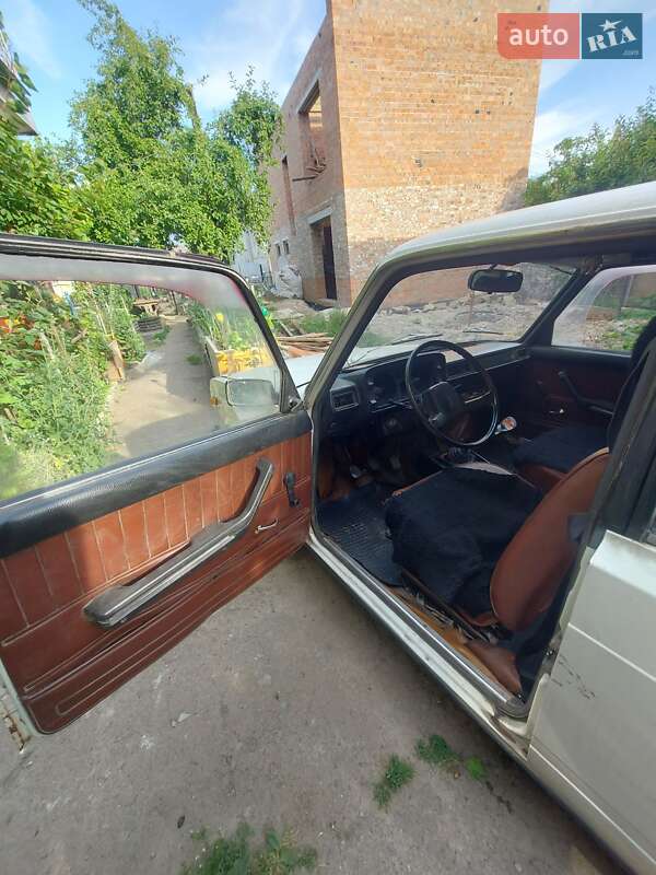 Седан ВАЗ / Lada 2105 1982 в Тернополе