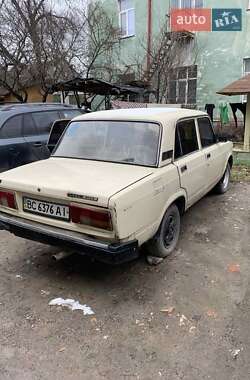 Седан ВАЗ 2105 1982 в Золочеве