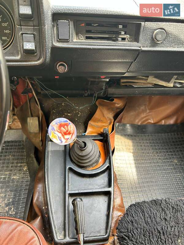 Седан ВАЗ / Lada 2105 1982 в Тернополе