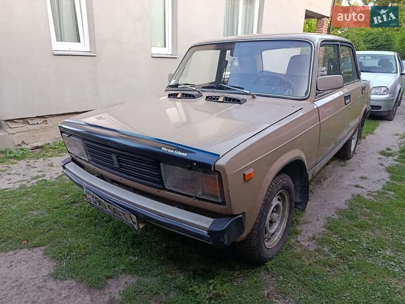 Седан ВАЗ / Lada 2105 1986 в Тернополе