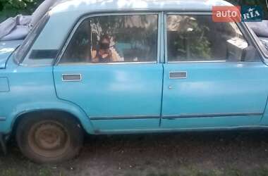 Седан ВАЗ 2105 1990 в 