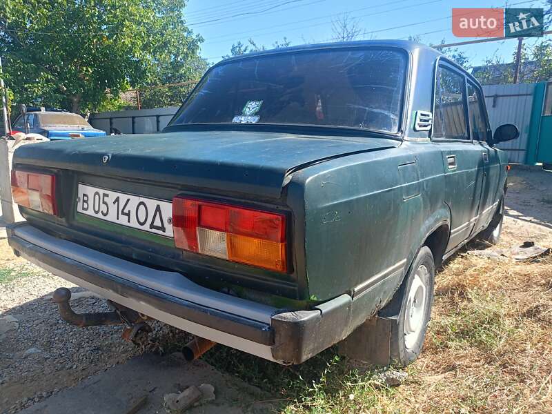 Седан ВАЗ / Lada 2105 1984 в Барабое