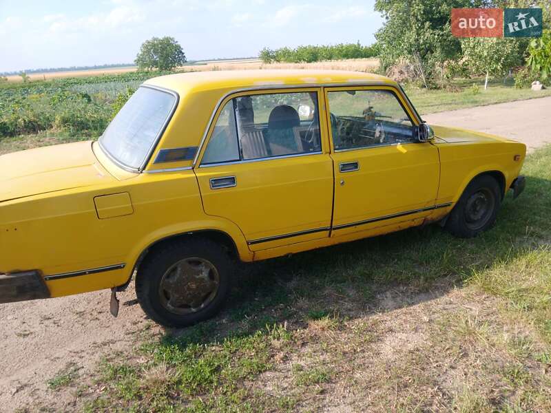 Седан ВАЗ / Lada 2105 1984 в Арбузинке