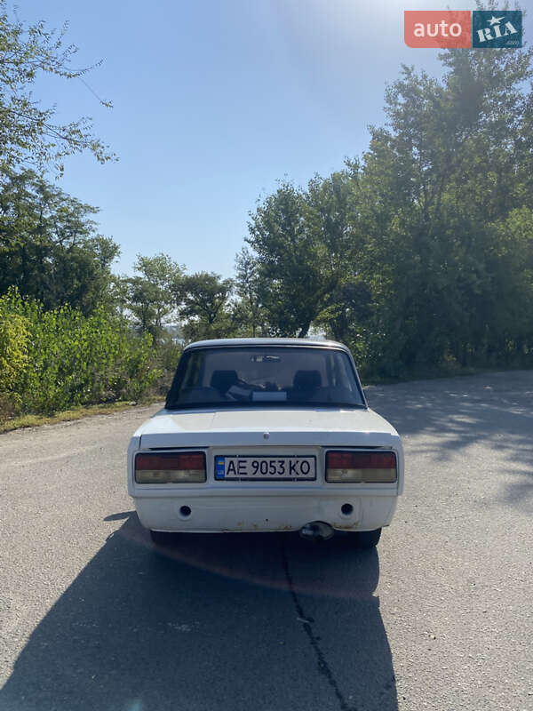 Седан ВАЗ / Lada 2105 1994 в Дніпрі