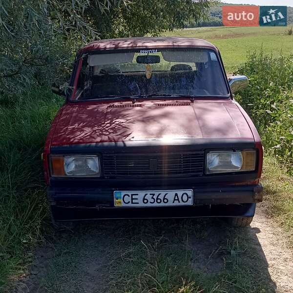 Седан ВАЗ / Lada 2105 1993 в Черновцах