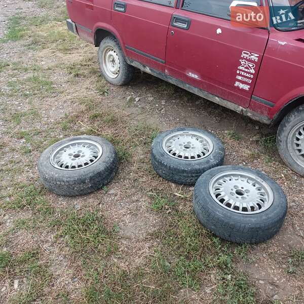 Седан ВАЗ / Lada 2105 1993 в Черновцах