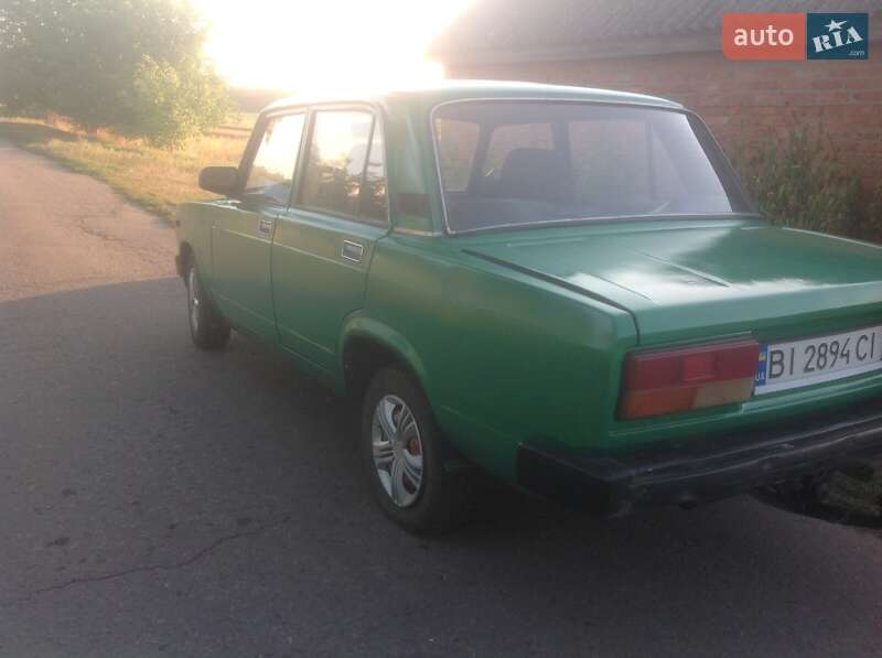 Седан ВАЗ / Lada 2105 1982 в Миргороде