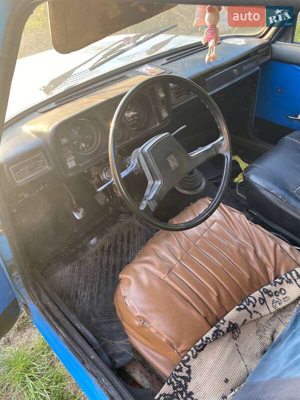 Седан ВАЗ / Lada 2105 1981 в Ровно фото 6 Седан ВАЗ / Lada 2105 1981 в Ровно
