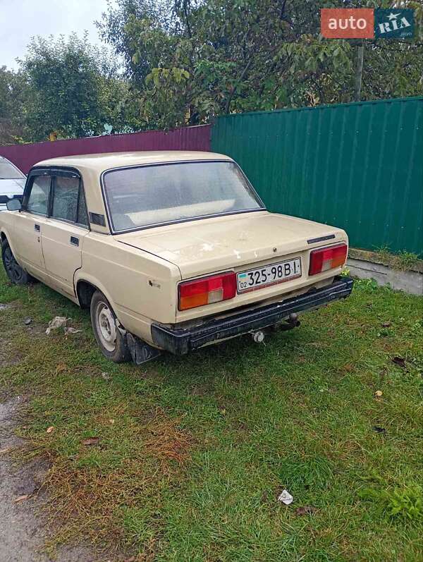 Седан ВАЗ / Lada 2105 1983 в Жмеринке