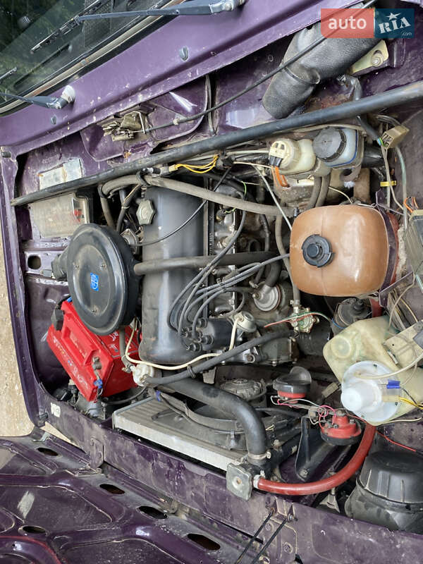 Седан ВАЗ / Lada 2105 2000 в Ильинцах