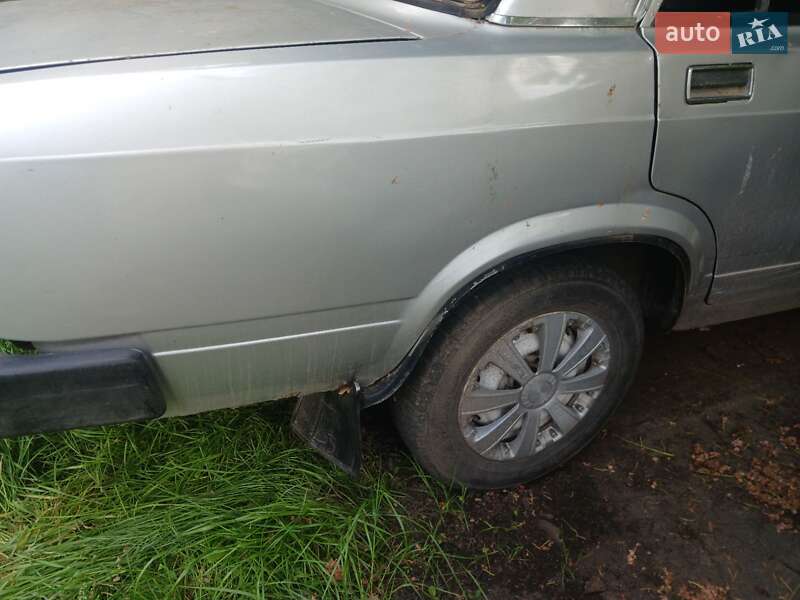 Седан ВАЗ / Lada 2105 1981 в Кременчуге