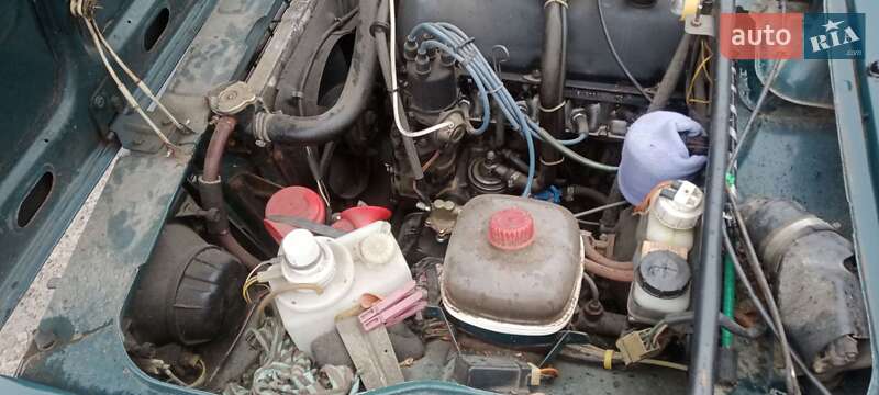 Седан ВАЗ / Lada 2105 2000 в Новом Роздоле