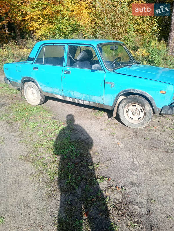 Седан ВАЗ / Lada 2105 1992 в Старичах