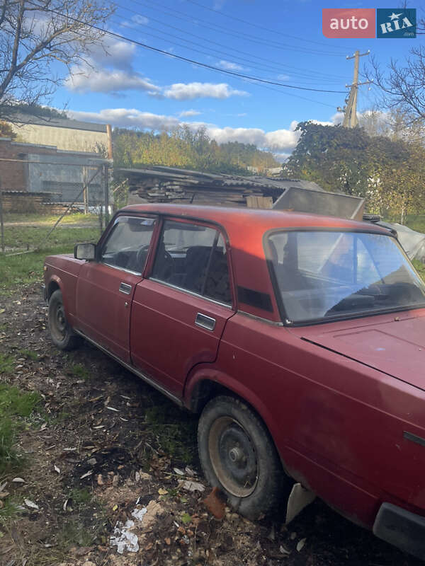 Седан ВАЗ / Lada 2105 1989 в Тячеві фото 2 Седан ВАЗ / Lada 2105 1989 в Тячеві