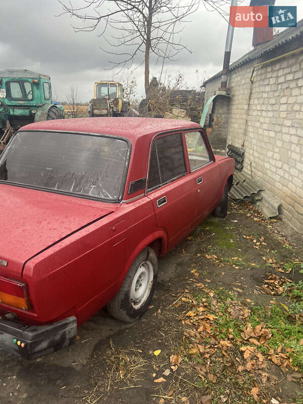 Седан ВАЗ / Lada 2105 1982 в Барвенкове фото 3 Седан ВАЗ / Lada 2105 1982 в Барвенкове