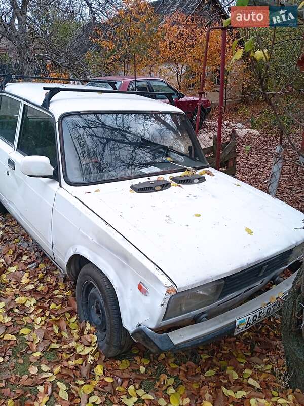 Седан ВАЗ / Lada 2105 1986 в Днепре фото 2 Седан ВАЗ / Lada 2105 1986 в Днепре