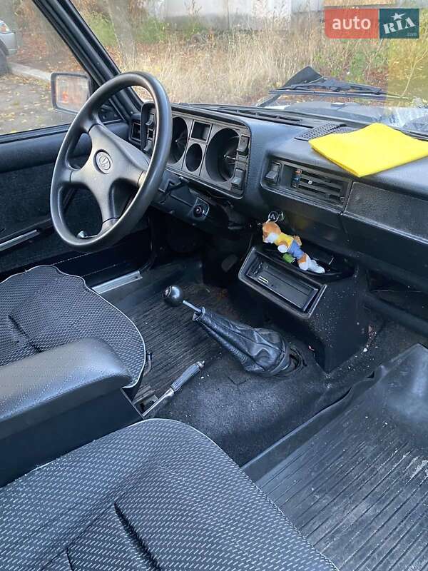 Седан ВАЗ / Lada 2105 1982 в Днепре фото 4 Седан ВАЗ / Lada 2105 1982 в Днепре